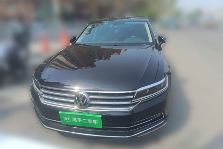 Used Volkswagen Phideon 2018 Revised Version 380TSI Two-Wheel Drive Business Edition Front