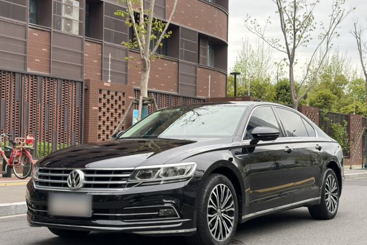Used Volkswagen Phideon 2018 Revised Version 380TSI Two-Wheel Drive Business Edition
