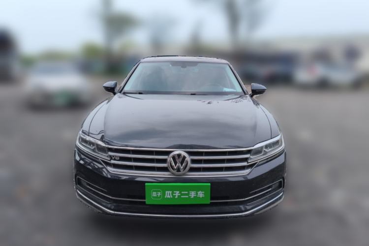 Used Volkswagen Phideon 2018 Revised Version 380TSI Two-Wheel Drive Business Edition Front