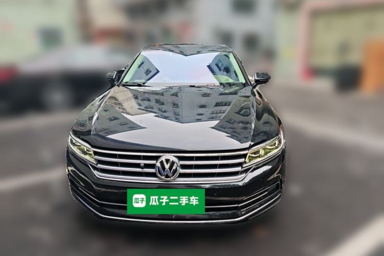 Used Volkswagen Phideon 2018 Revised Version 380TSI Two-Wheel Drive Business Edition Front