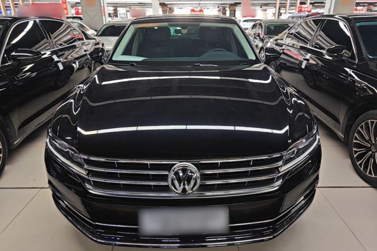 Used Volkswagen Phideon 2018 Revised Version 380TSI Two-Wheel Drive Business Edition Front