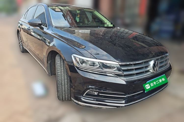 Used Volkswagen Phideon 2018 Revised Version 380TSI Two-Wheel Drive Business Edition Front Right 45 Deg
