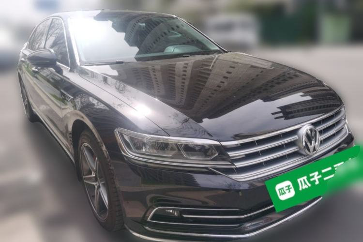 Used Volkswagen Phideon 2018 Revised Version 380TSI Two-Wheel Drive Business Edition Front Right 45 Deg