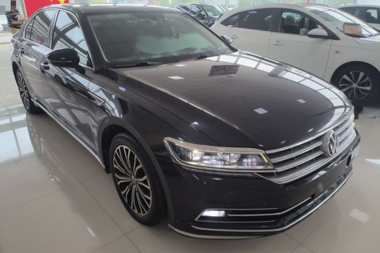 Used Volkswagen Phideon 2018 Revised Version 380TSI Two-Wheel Drive Business Edition Front Right 45 Deg