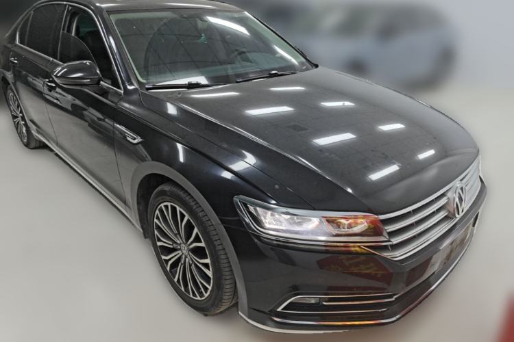 Used Volkswagen Phideon 2018 Revised Version 380TSI Two-Wheel Drive Business Edition Front Right 45 Deg