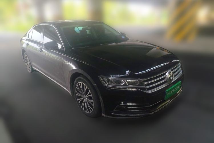 Used Volkswagen Phideon 2018 Revised Version 380TSI Two-Wheel Drive Business Edition Front Right 45 Deg