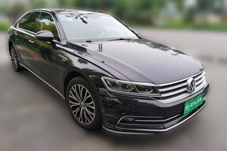 Used Volkswagen Phideon 2018 Revised Version 380TSI Two-Wheel Drive Business Edition Front Right 45 Deg