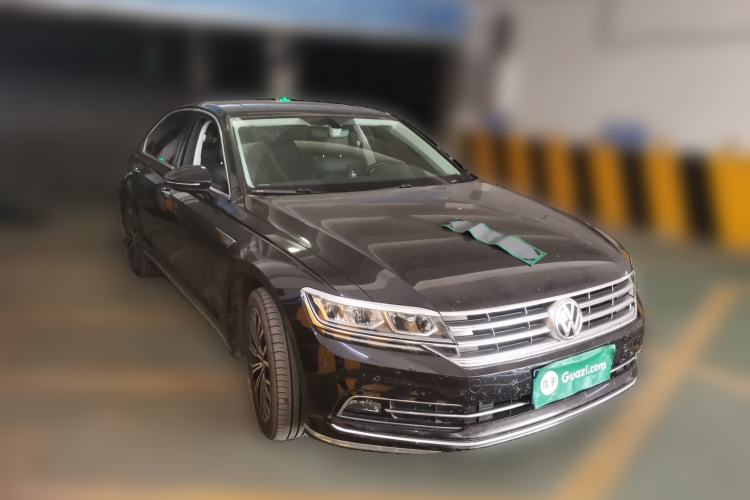 Used Volkswagen Phideon 2018 Revised Version 380TSI Two-Wheel Drive Business Edition Front Right 45 Deg