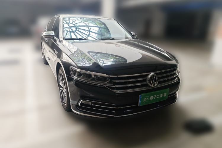 Used Volkswagen Phideon 2018 Revised Version 380TSI Two-Wheel Drive Business Edition Front Right 45 Deg