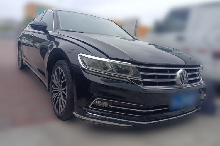 Used Volkswagen Phideon 2018 380TSI Two-Wheel Drive Business Edition Front Right 45 Deg