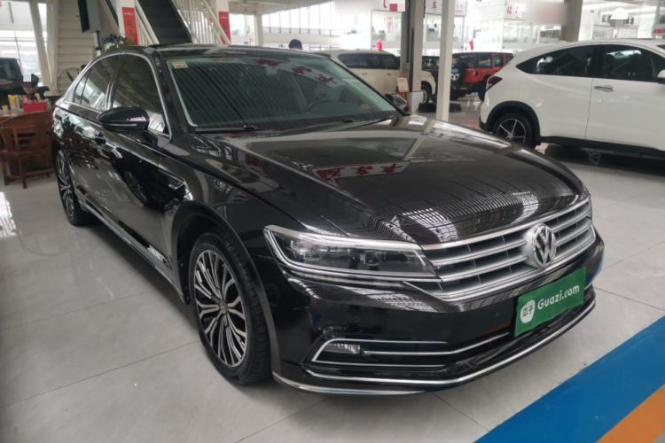 Used Volkswagen Phideon 2018 Revised Version 380TSI Two-Wheel Drive Business Edition Front Right 45 Deg