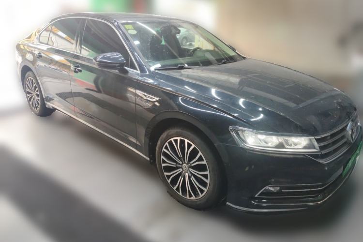Used Volkswagen Phideon 2018 Revised Version 380TSI Two-Wheel Drive Business Edition Front Right 45 Deg