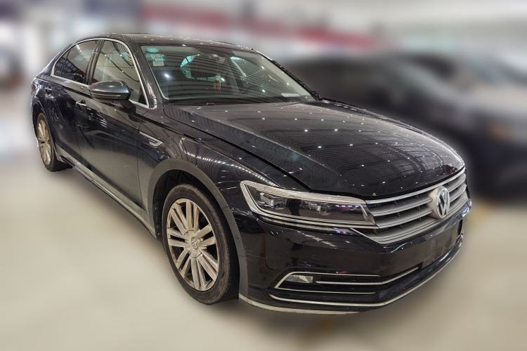Used Volkswagen Phideon 2018 Revised Version 380TSI Two-Wheel-Drive Flagship Edition Front Right 45 Deg