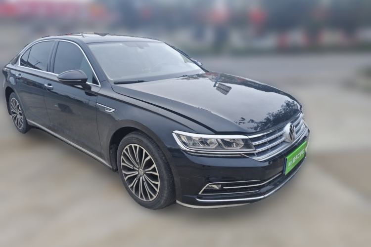 Used Volkswagen Phideon 2018 Revised Version 380TSI Two-Wheel Drive Business Edition Front Right 45 Deg