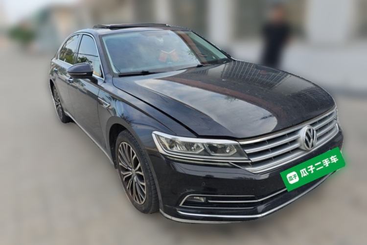 Used Volkswagen Phideon 2018 Revised Version 380TSI Two-Wheel Drive Business Edition Front Right 45 Deg