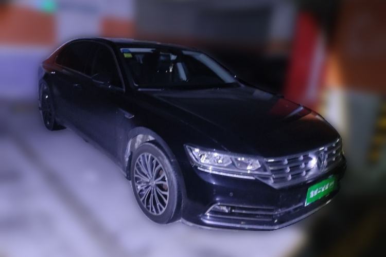 Used Volkswagen Phideon 2018 Revised Version 380TSI Two-Wheel Drive Business Edition Front Right 45 Deg
