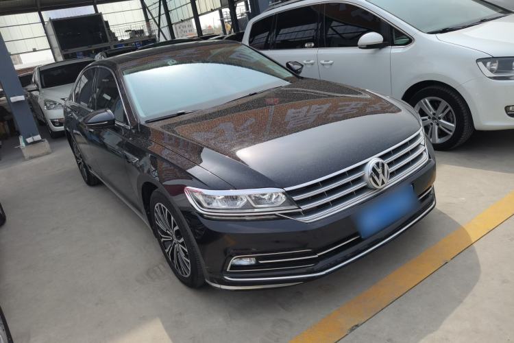 Used Volkswagen Phideon 2018 Revised Version 380TSI Two-Wheel Drive Business Edition Front Right 45 Deg