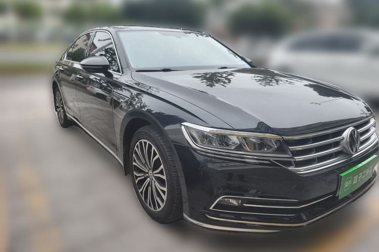 Used Volkswagen Phideon 2018 Revised Version 380TSI Two-Wheel Drive Business Edition Front Right 45 Deg