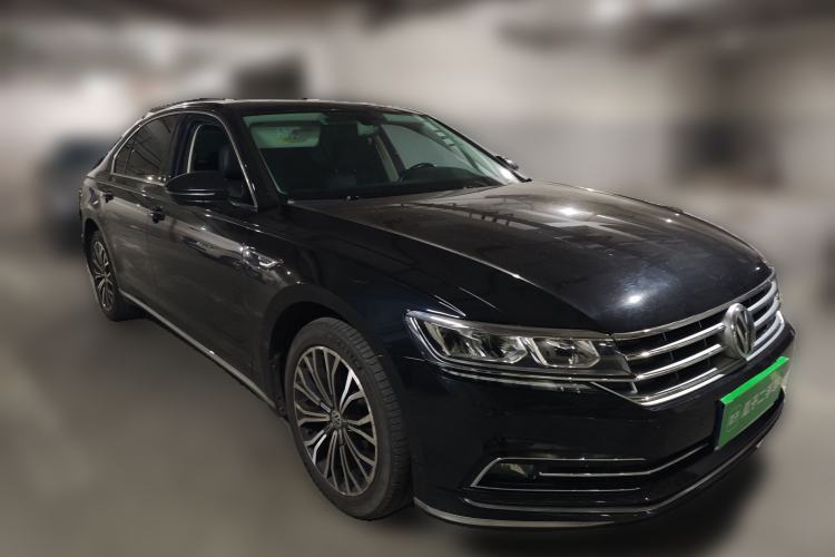 Used Volkswagen Phideon 2018 Revised Version 380TSI Two-Wheel Drive Business Edition Front Right 45 Deg