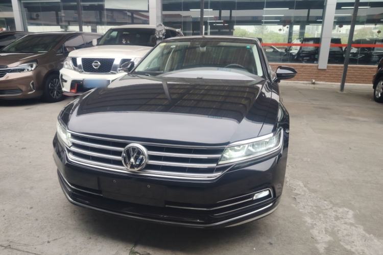 Used Volkswagen Phideon 2018 Revised Version 380TSI Two-Wheel Drive Business Edition Front