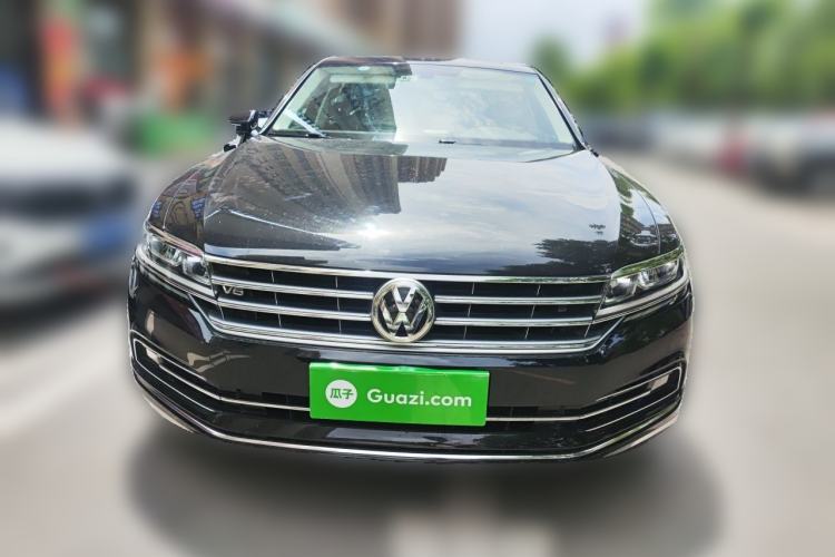 Used Volkswagen Phideon 2018 Revised Version 380TSI Two-Wheel Drive Business Edition Front