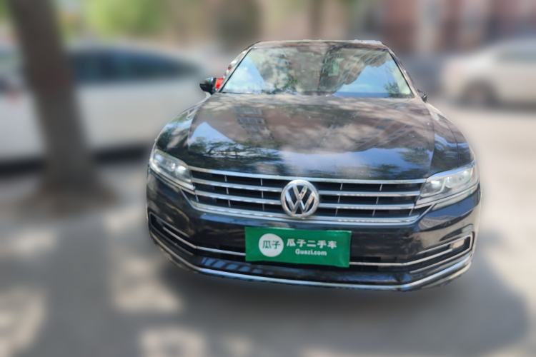 Used Volkswagen Phideon 2018 Revised Version 380TSI Two-Wheel Drive Business Edition Front