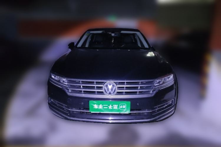 Used Volkswagen Phideon 2018 Revised Version 380TSI Two-Wheel Drive Business Edition Front