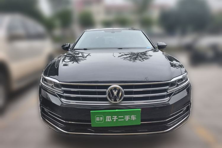 Used Volkswagen Phideon 2018 Revised Version 380TSI Two-Wheel Drive Business Edition Front