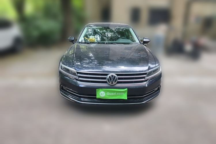 Used Volkswagen Phideon 2018 Revised Version 380TSI Two-Wheel-Drive Flagship Edition Front