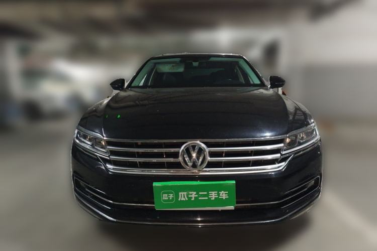 Used Volkswagen Phideon 2018 Revised Version 380TSI Two-Wheel Drive Business Edition Front