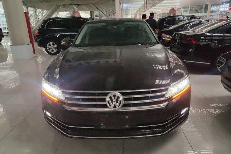 Used Volkswagen Phideon 2018 Revised Version 380TSI Two-Wheel-Drive Flagship Edition Front