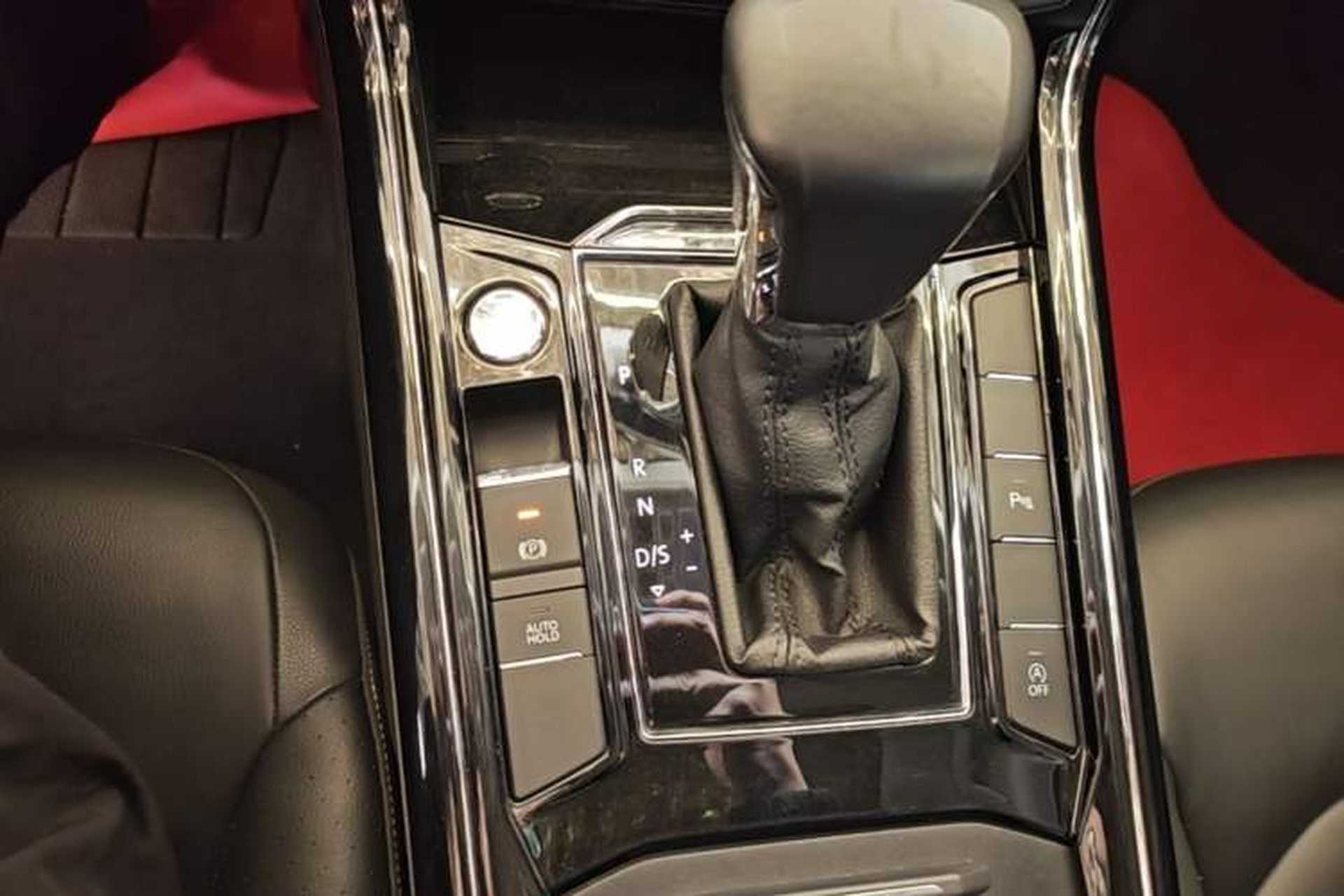 Used Volkswagen Phideon 2018 Revised Version 380TSI Two-Wheel Drive Business Edition Gear Lever