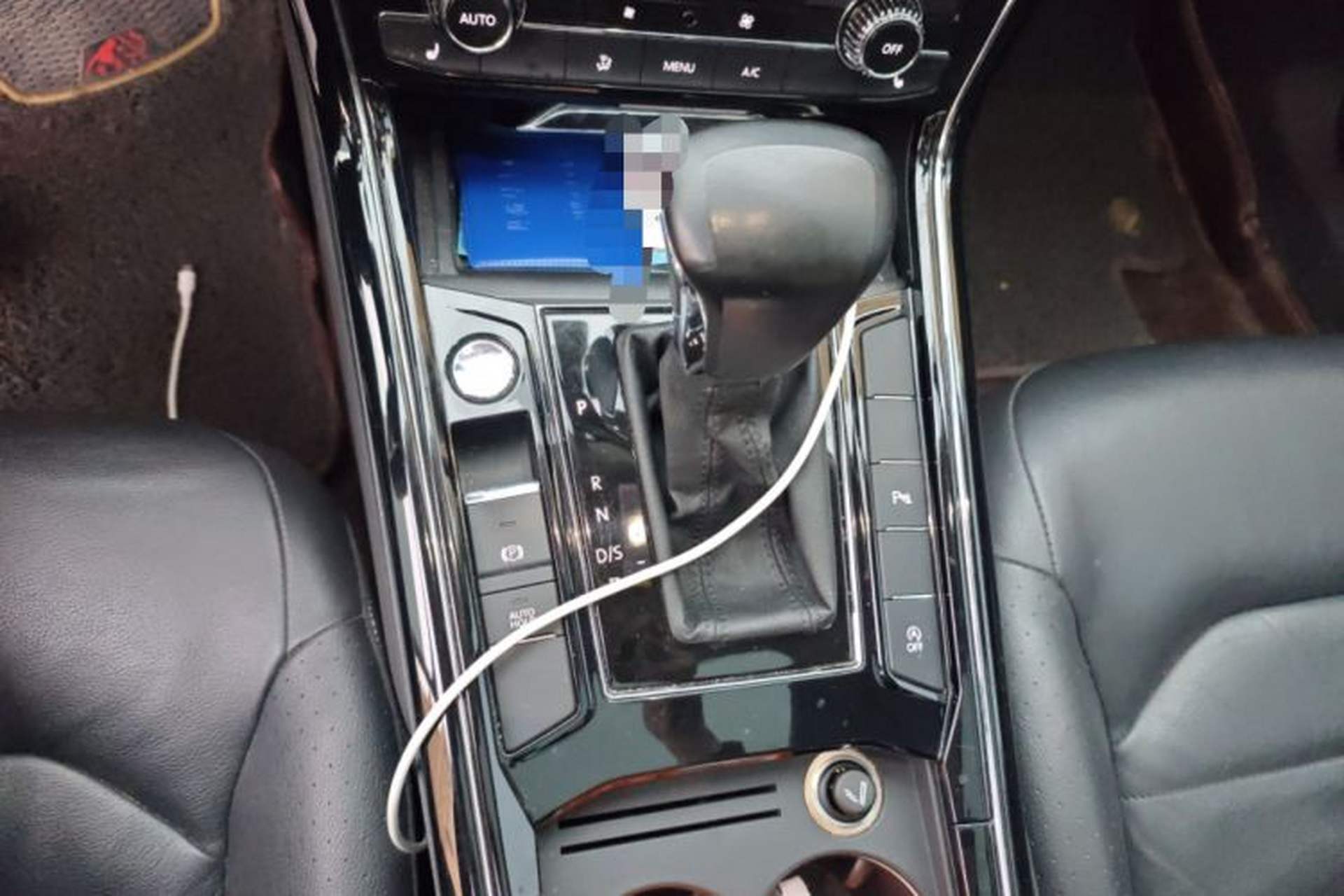 Used Volkswagen Phideon 2018 Revised Version 380TSI Two-Wheel Drive Business Edition Gear Lever