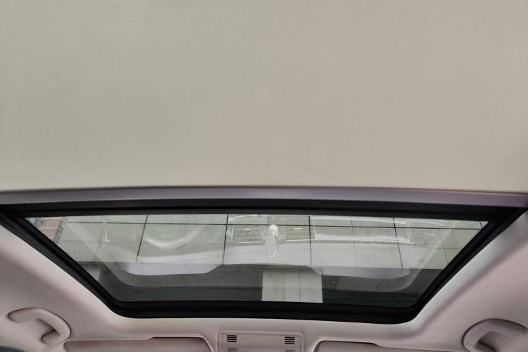 Used Volkswagen Phideon 2018 Revised Version 380TSI Two-Wheel Drive Business Edition Headliner