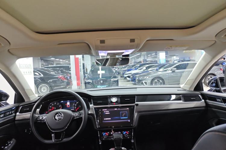 Used Volkswagen Phideon 2018 Revised Version 380TSI Two-Wheel Drive Business Edition
