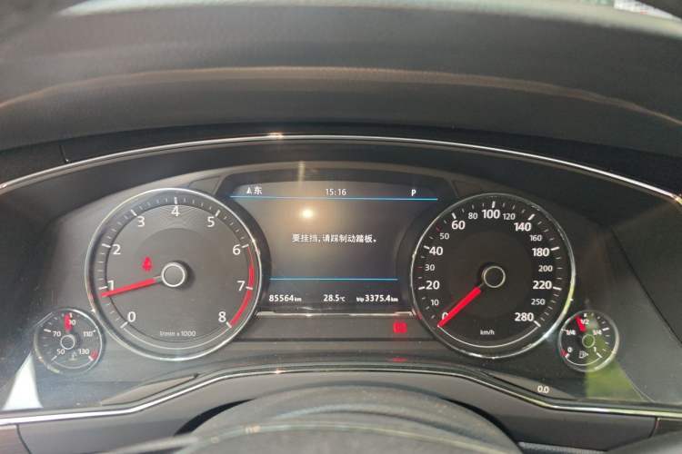 Used Volkswagen Phideon 2018 Revised Version 380TSI Two-Wheel Drive Business Edition Instrument Cluster