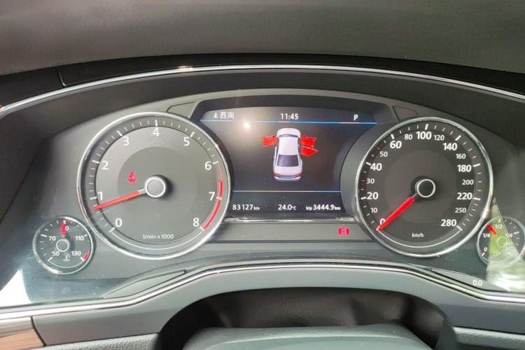 Used Volkswagen Phideon 2018 Revised Version 380TSI Two-Wheel Drive Business Edition Instrument Cluster