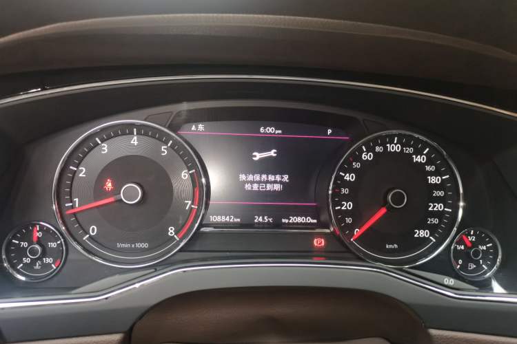Used Volkswagen Phideon 2018 Revised Version 380TSI Two-Wheel-Drive Flagship Edition Instrument Cluster