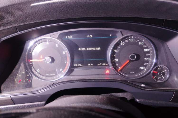 Used Volkswagen Phideon 2018 Revised Version 380TSI Two-Wheel Drive Business Edition Instrument Cluster