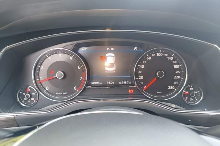 Used Volkswagen Phideon 2018 Revised Version 380TSI Two-Wheel Drive Business Edition Instrument Cluster