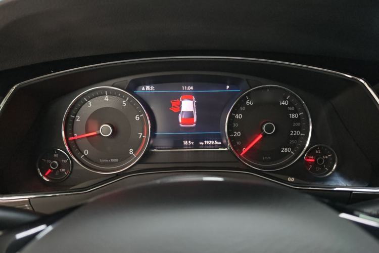 Used Volkswagen Phideon 2018 Revised Version 380TSI Two-Wheel Drive Business Edition Instrument Cluster