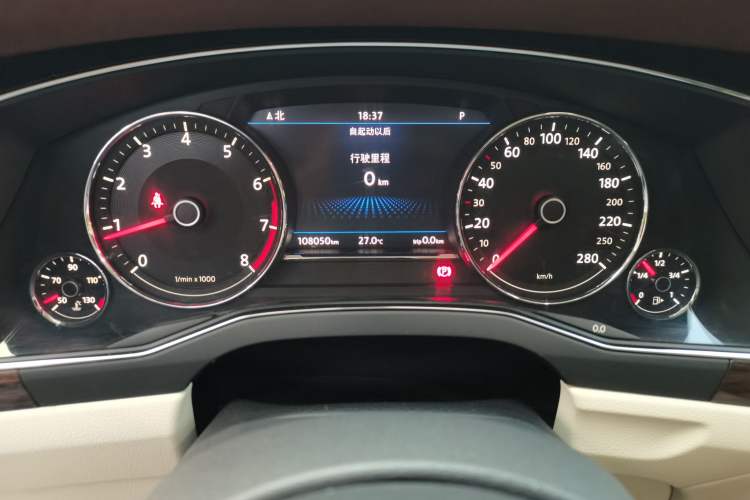 Used Volkswagen Phideon 2018 Revised Version 380TSI Two-Wheel Drive Business Edition Instrument Cluster