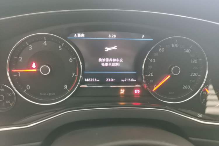 Used Volkswagen Phideon 2018 Revised Version 380TSI Two-Wheel Drive Business Edition Instrument Cluster