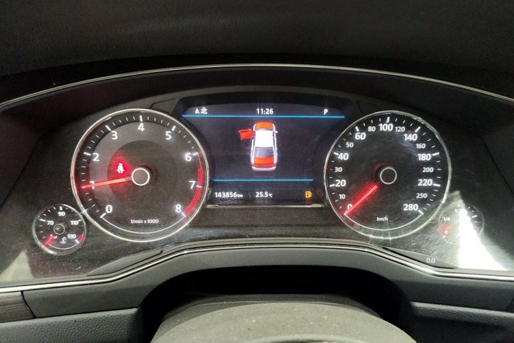 Used Volkswagen Phideon 2018 Revised Version 380TSI Two-Wheel-Drive Flagship Edition Instrument Cluster