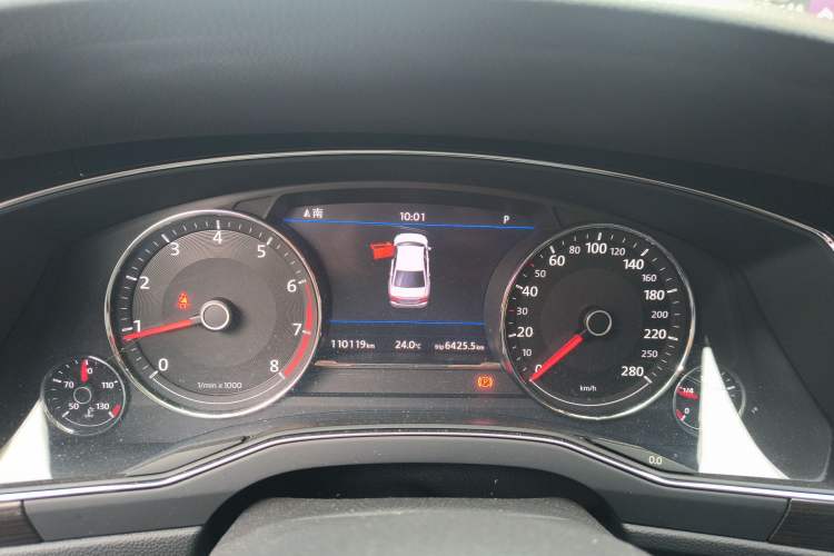 Used Volkswagen Phideon 2018 Revised Version 380TSI Two-Wheel Drive Business Edition Instrument Cluster