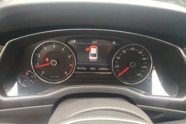 Used Volkswagen Phideon 2018 Revised Version 380TSI Two-Wheel Drive Business Edition Instrument Cluster