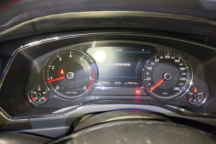 Used Volkswagen Phideon 2018 Revised Version 380TSI Two-Wheel Drive Business Edition Instrument Cluster