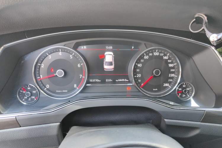 Used Volkswagen Phideon 2018 Revised Version 380TSI Two-Wheel Drive Business Edition Instrument Cluster