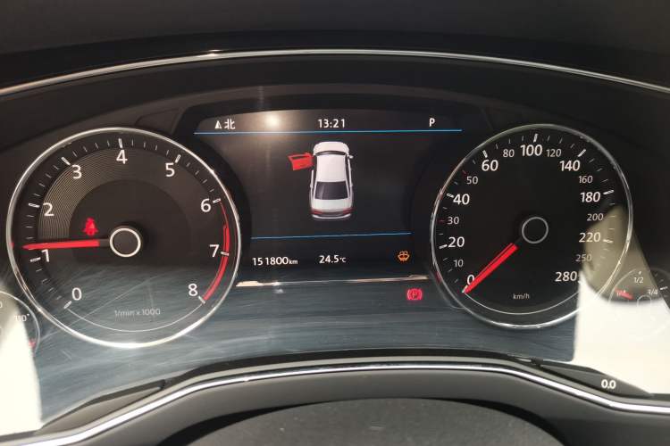 Used Volkswagen Phideon 2018 Revised Version 380TSI Two-Wheel Drive Business Edition Instrument Cluster