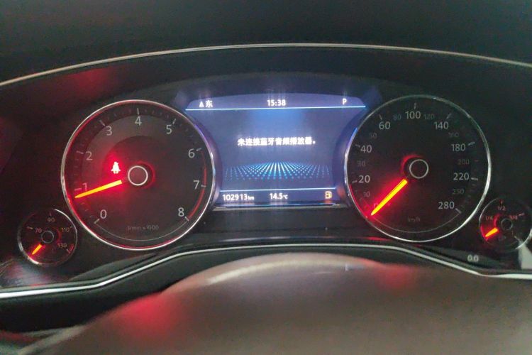 Used Volkswagen Phideon 2018 Revised Version 380TSI Two-Wheel-Drive Flagship Edition Instrument Cluster